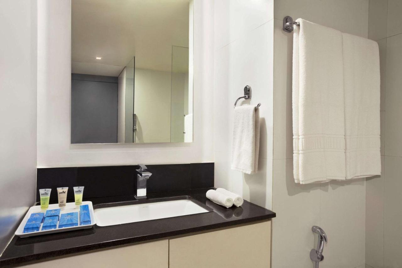 Days Inn & Suites By Wyndham Bengaluru Whitefield エクステリア 写真