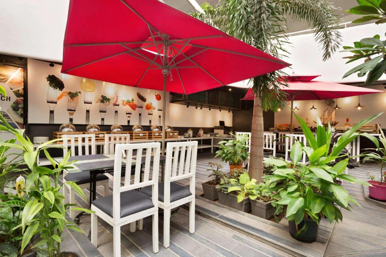 Days Inn & Suites By Wyndham Bengaluru Whitefield エクステリア 写真