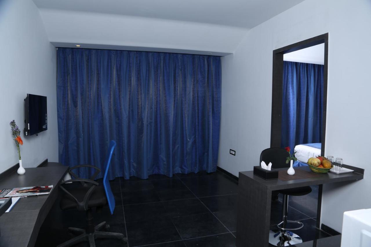 Days Inn & Suites By Wyndham Bengaluru Whitefield エクステリア 写真