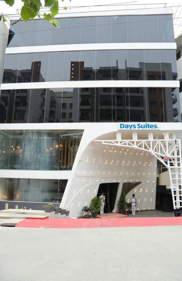 Days Inn & Suites By Wyndham Bengaluru Whitefield エクステリア 写真