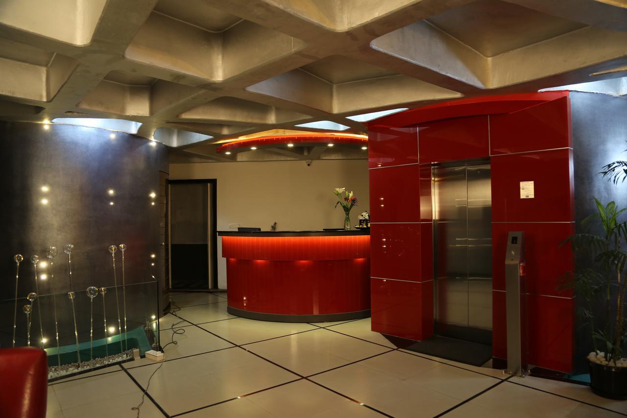 Days Inn & Suites By Wyndham Bengaluru Whitefield エクステリア 写真