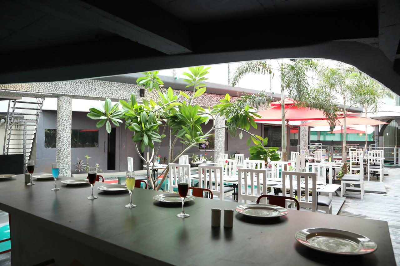 Days Inn & Suites By Wyndham Bengaluru Whitefield エクステリア 写真