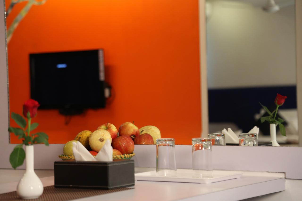 Days Inn & Suites By Wyndham Bengaluru Whitefield エクステリア 写真